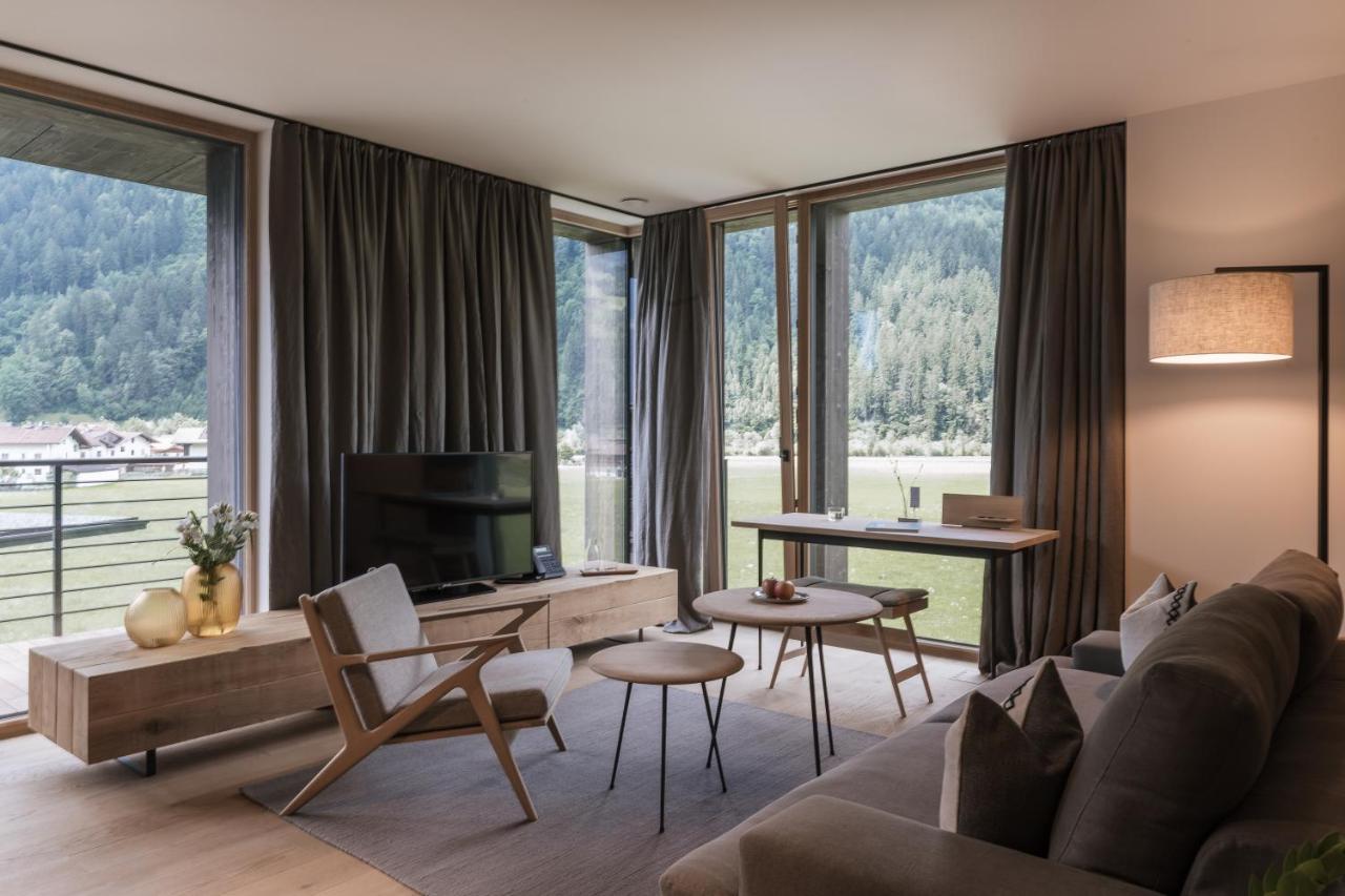 Zelloon Boutique Hotel Zell am Ziller Bagian luar foto